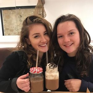 Meet your Posher, Zoe